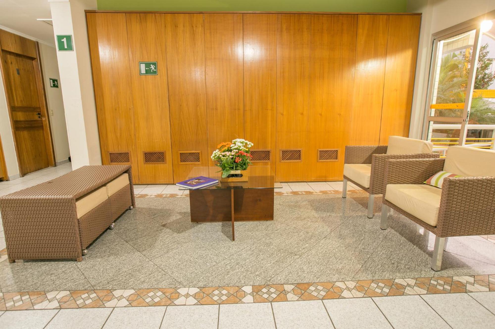 Multiparque Hplus Long Stay Guara  外观 照片