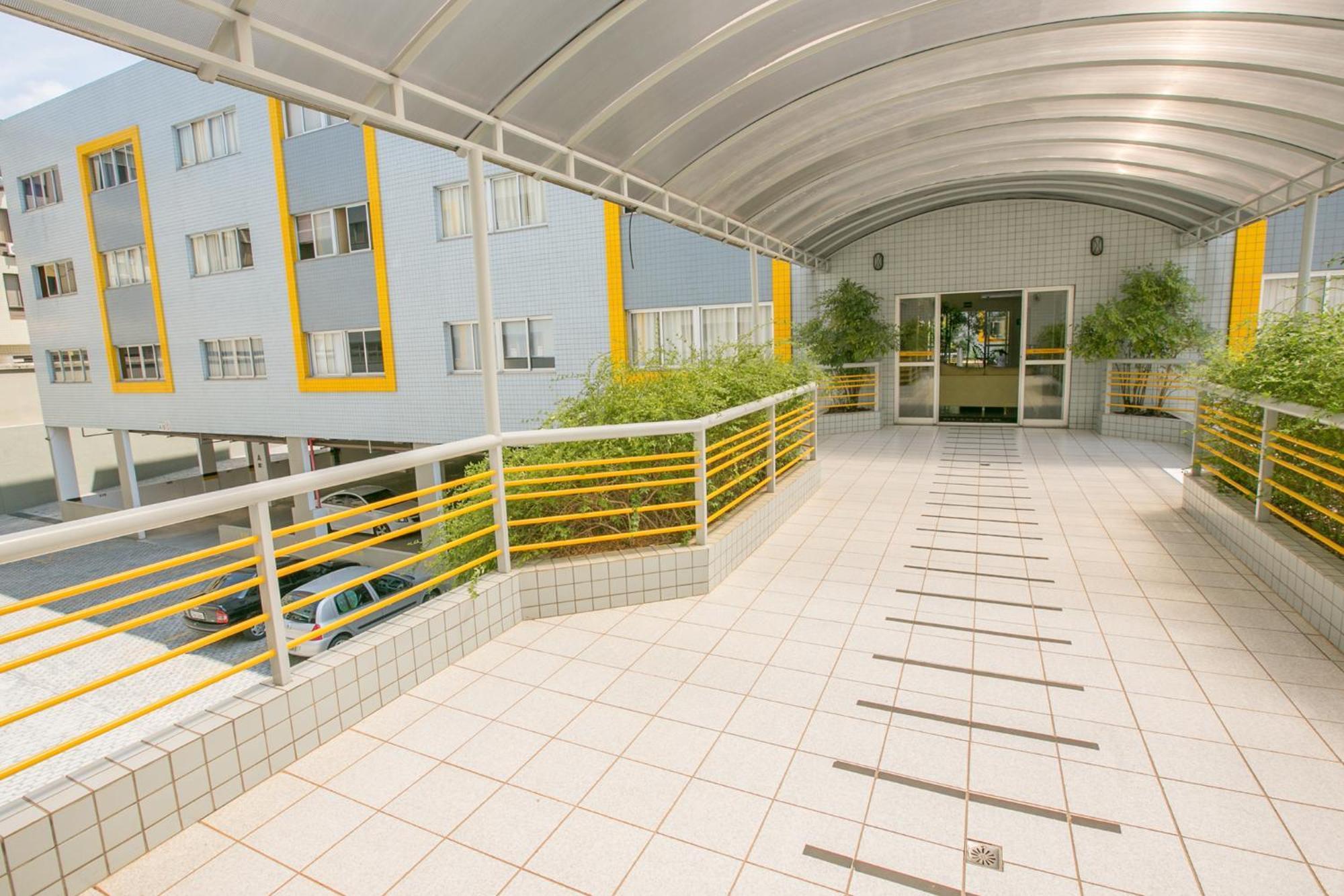 Multiparque Hplus Long Stay Guara  外观 照片